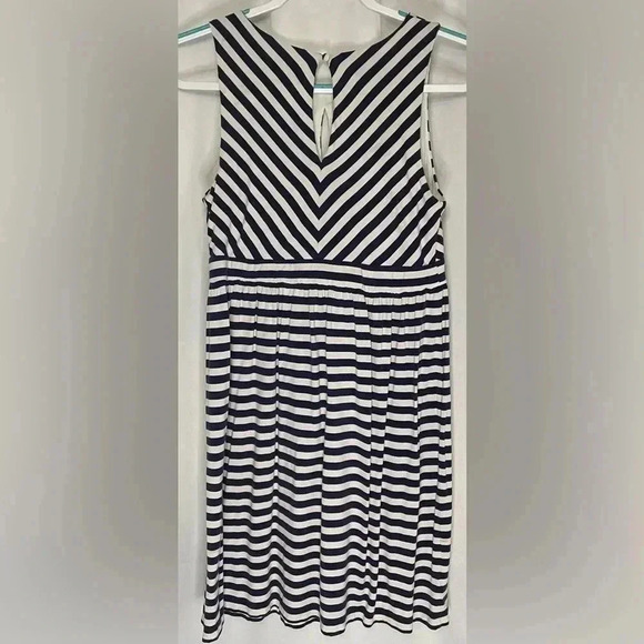 Ann Taylor LOFT dress - Picture 3 of 4